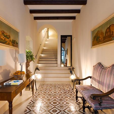 Palazzo Arone Dei Baroni Di Valentino Hotel Palermo Kültér fotó